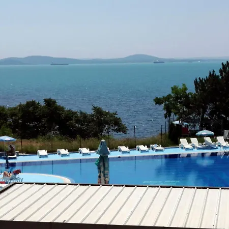 Private With Sea View In Blue Bay Pallace